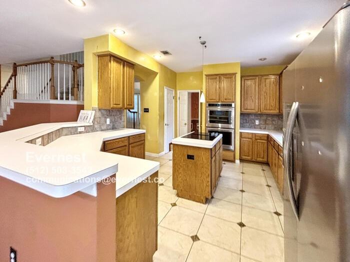 1512 Braided Rope Dr - Photo 3 of 32