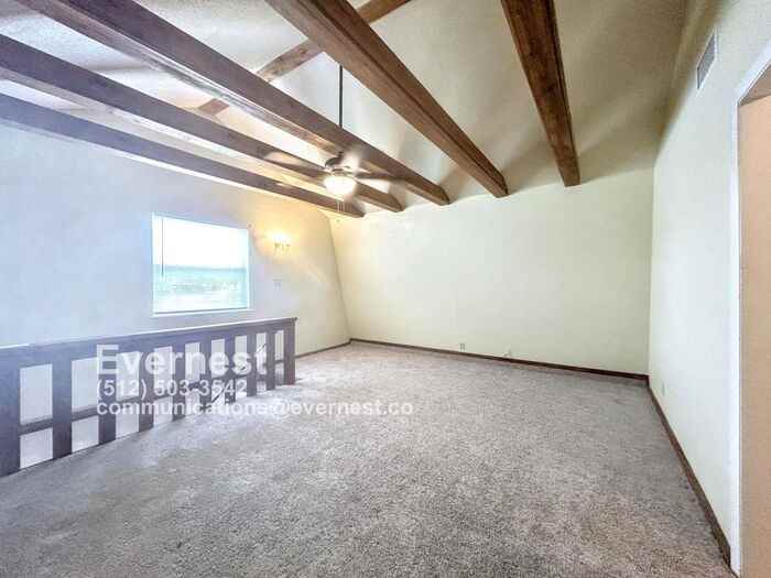 801 W Navarro St #A - Photo 6 of 16