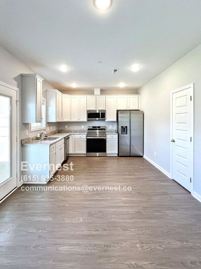 1037 Echo Ridge Road - Photo 3 of 45