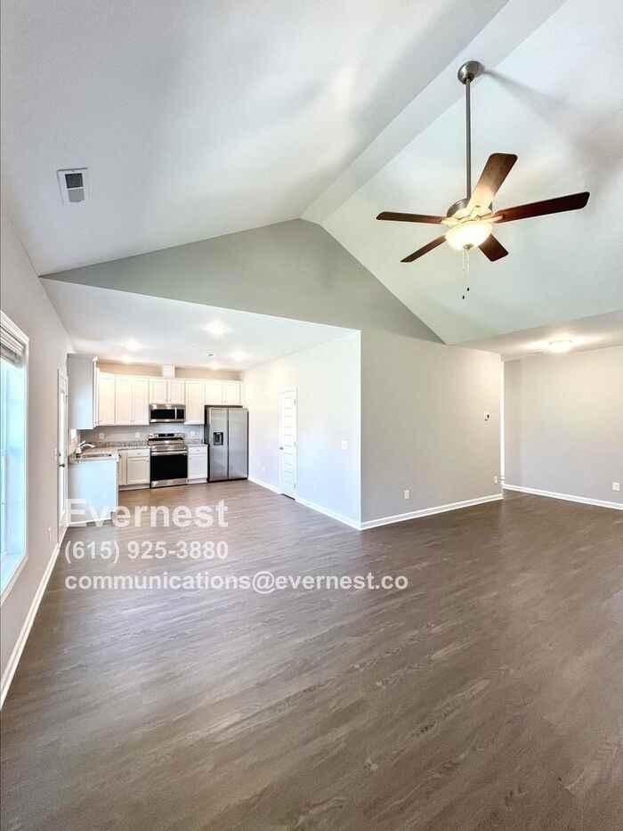 1037 Echo Ridge Road - Photo 5 of 45