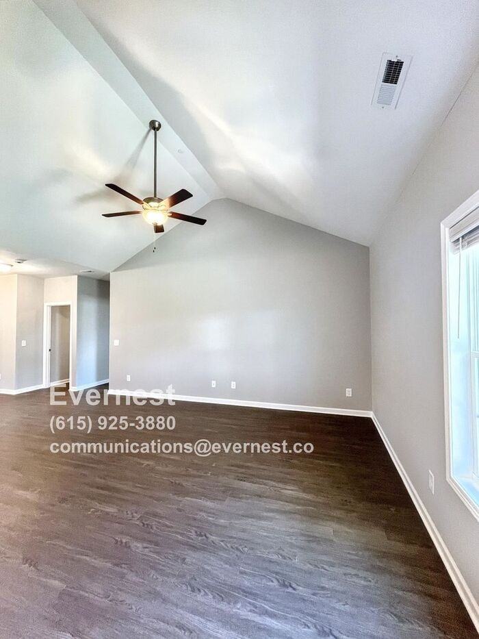 1037 Echo Ridge Road - Photo 7 of 45