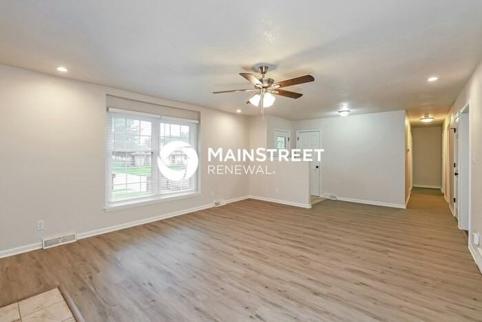 930 Josela Ct - Photo 4 of 18