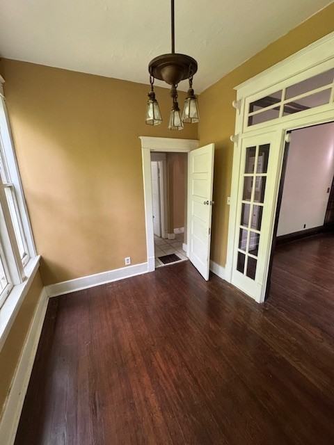 1283 Harbert Ave - Photo 5 of 17