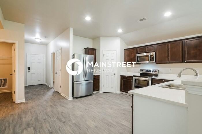 328 Hidden Ct - Photo 7 of 18