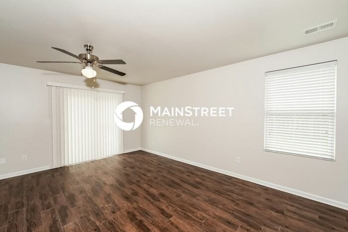 308 Reedway - Photo 6 of 18