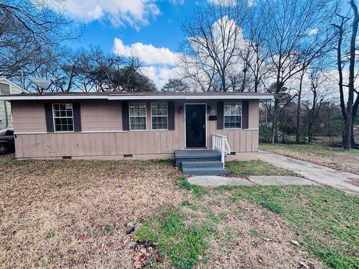 234 Culbertson Ave - Photo 2 of 23