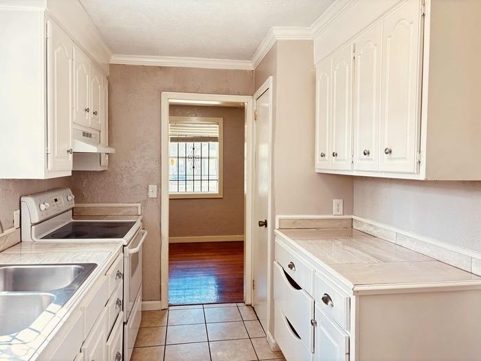 234 Culbertson Ave - Photo 7 of 23