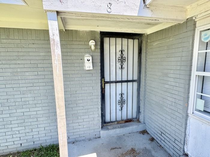 1645 Wells Station Rd #8 - Photo 3 of 8