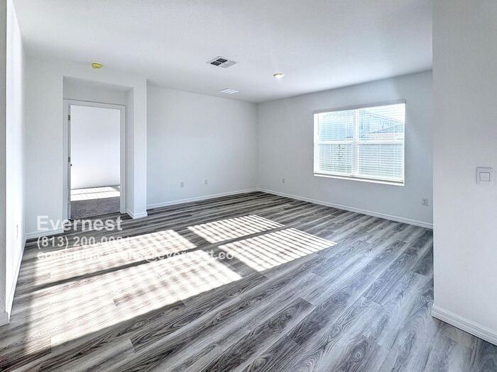 10574 Farm Hill Avenue - Photo 2 of 26