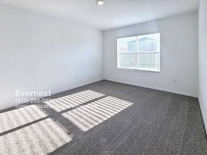 10574 Farm Hill Avenue - Photo 4 of 26