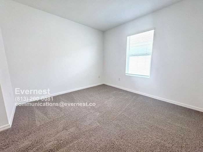 10574 Farm Hill Avenue - Photo 5 of 26