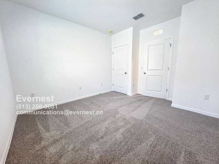 10574 Farm Hill Avenue - Photo 6 of 26