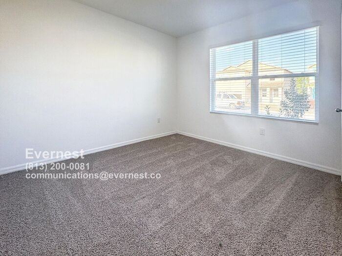 10574 Farm Hill Avenue - Photo 7 of 26