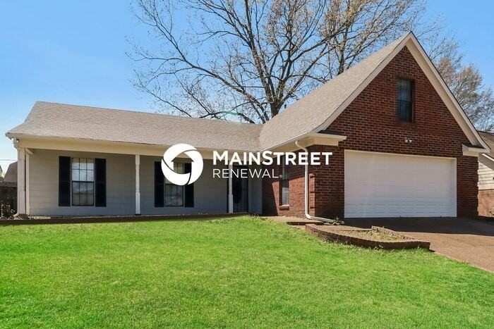 7589 Shelby Wood Cv - Photo 2 of 17