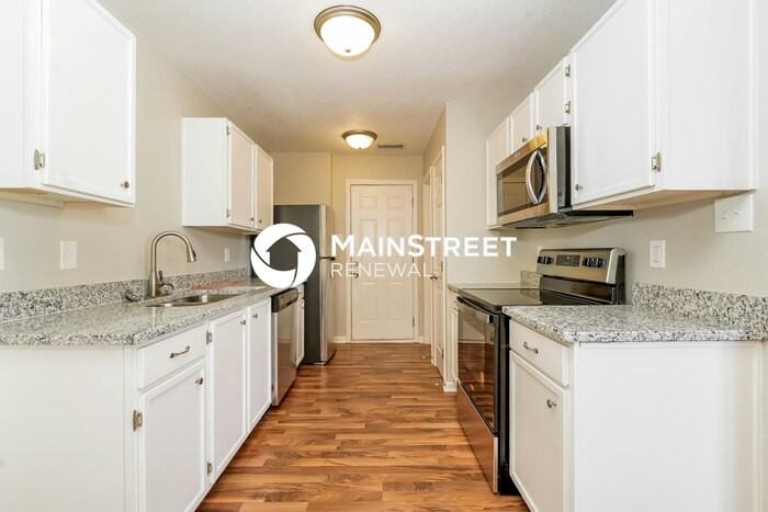 1290 Freemont Lane - Photo 6 of 15