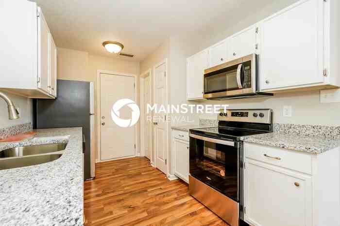 1290 Freemont Lane - Photo 7 of 15