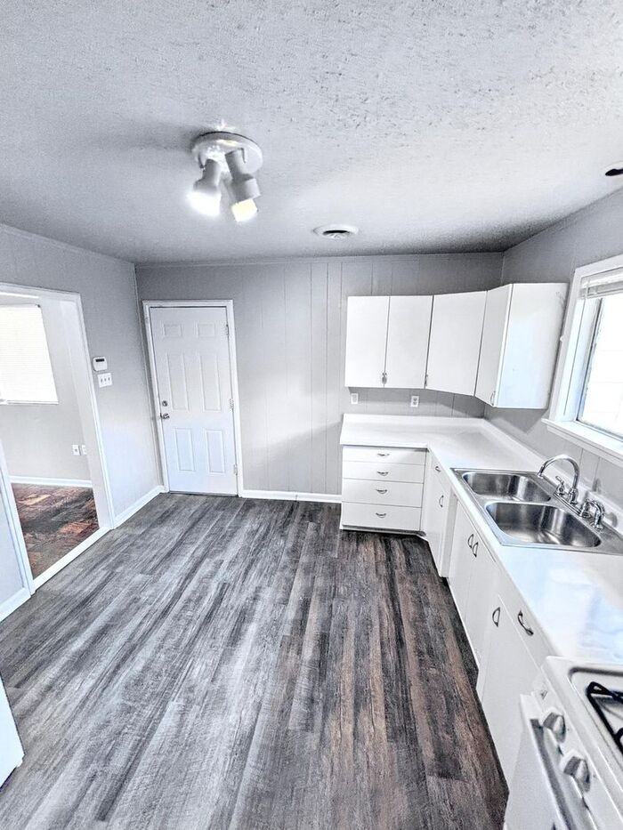 3018 Meadow Forest Drive - Photo 2 of 20