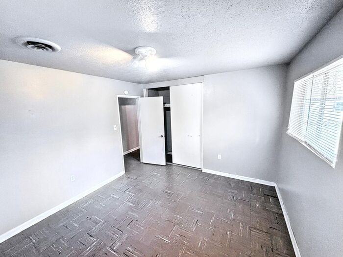 3018 Meadow Forest Drive - Photo 6 of 20