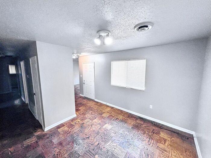 3018 Meadow Forest Drive - Photo 7 of 20