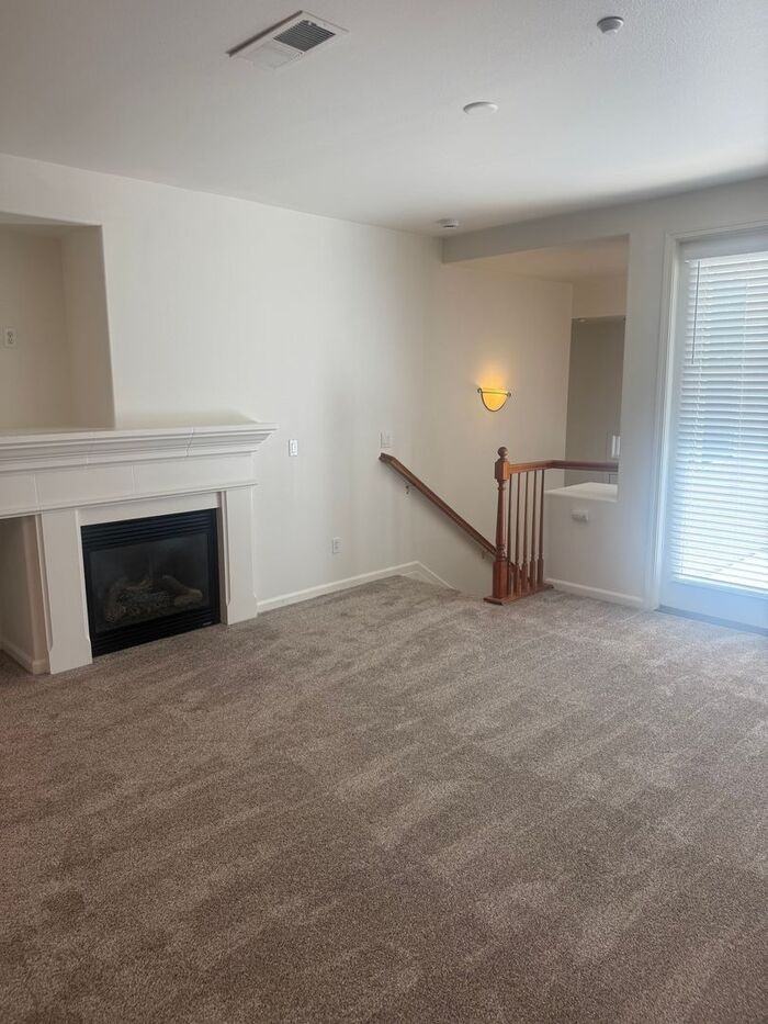 3723 Dublin Blvd - Photo 3 of 14