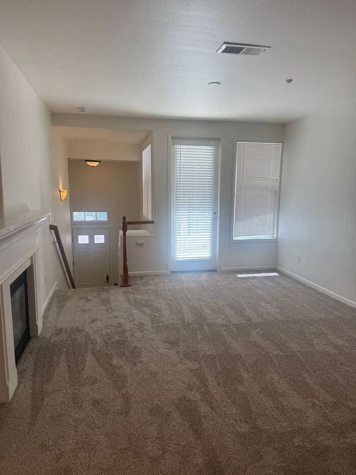 3723 Dublin Blvd - Photo 4 of 14