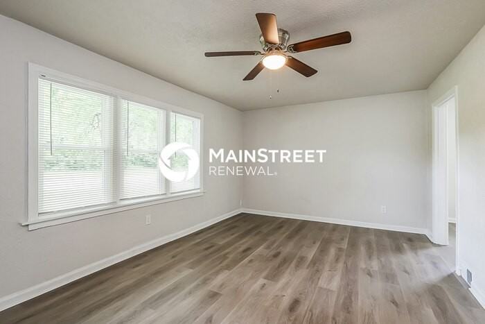 11510 Lower River Rd - Photo 7 of 18