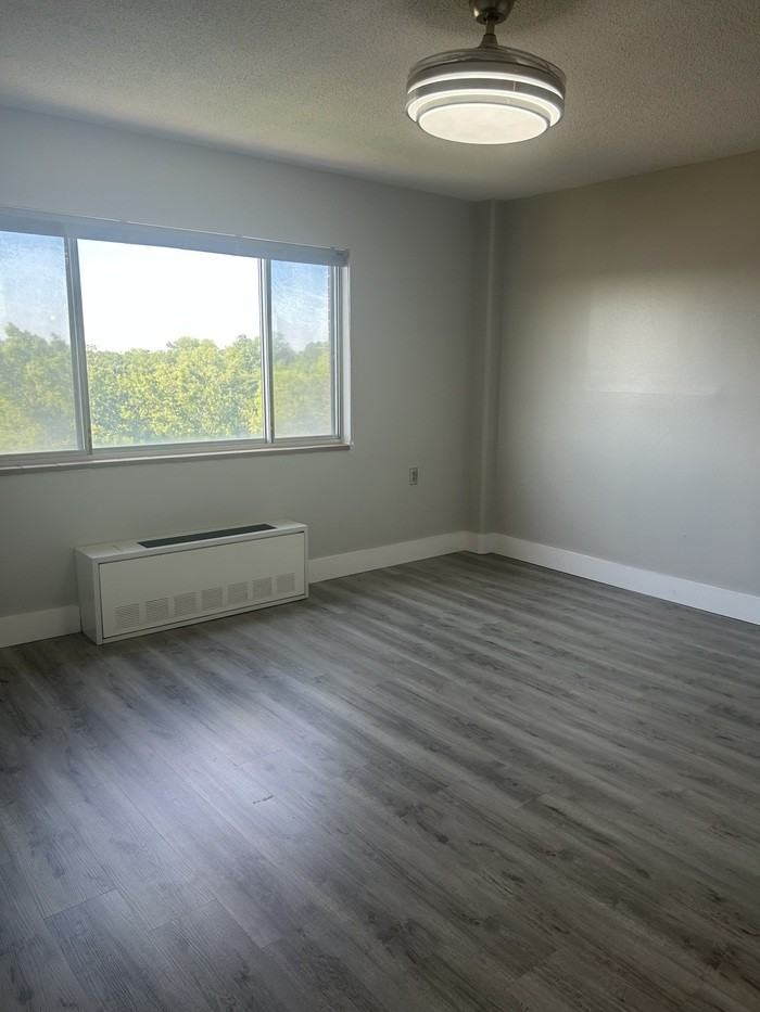 745 Walnut St #812 - Photo 6 of 8