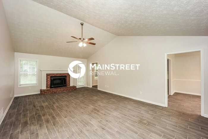 1056 Whistle Dr - Photo 6 of 18