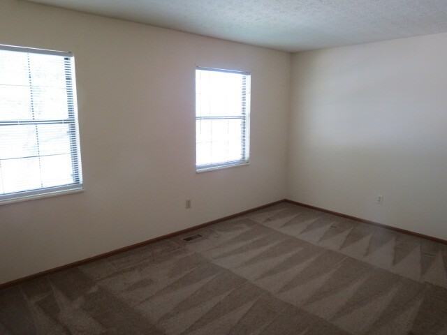 2129 Brett Court - Photo 7 of 18