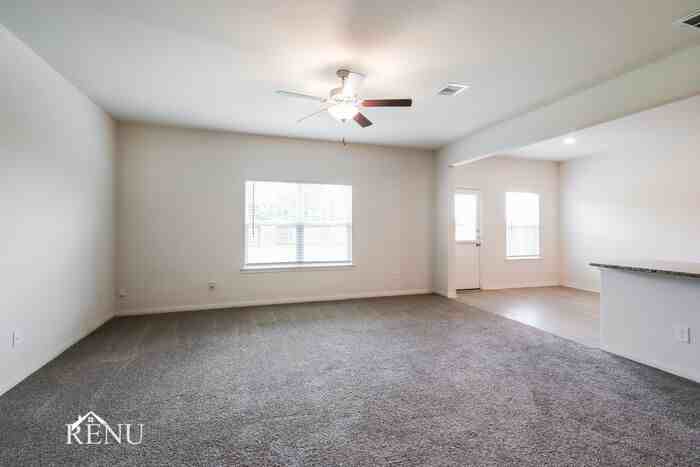 25521 Rose Creek Dr - Photo 6 of 17