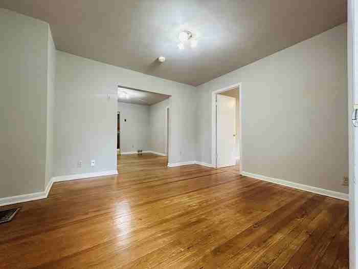 4861 Eastern Ln - Photo 7 of 21