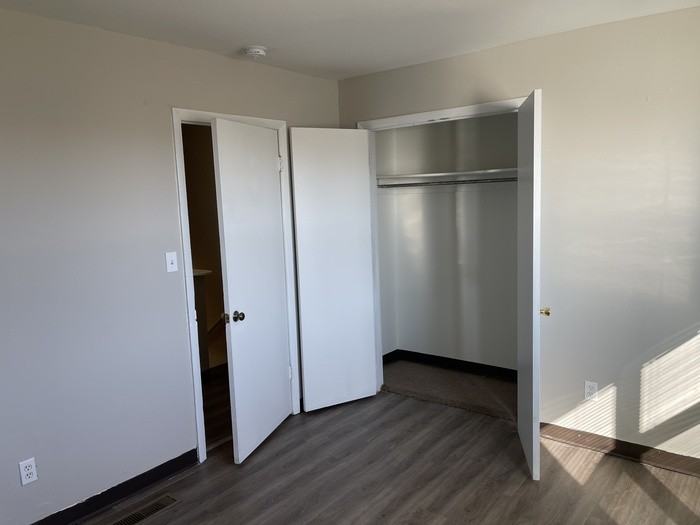 1512 11th Avenue North #06 - Photo 7 of 14