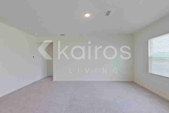 677 Castillo Dr - Photo 7 of 25