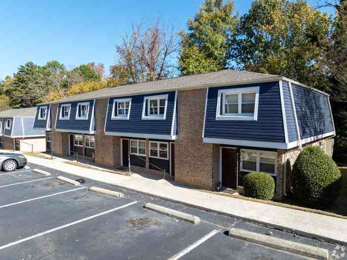 260 Brookwood Ave Ne #1E - Photo 3 of 12