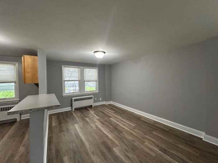 2799 E Federal St - Photo 4 of 10