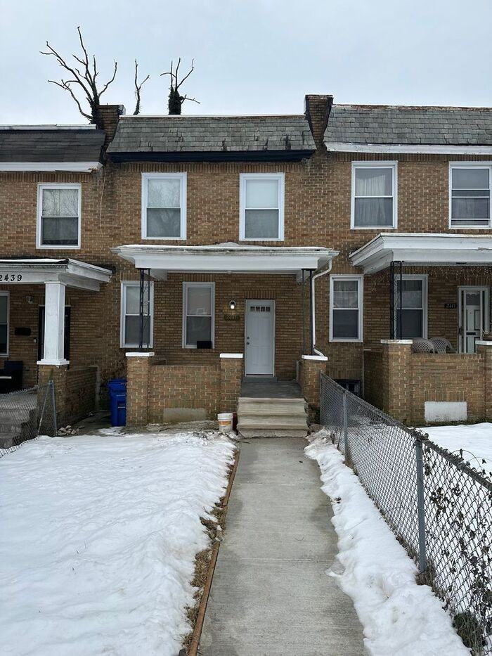 2400 Shirley Ave - Photo 5 of 19