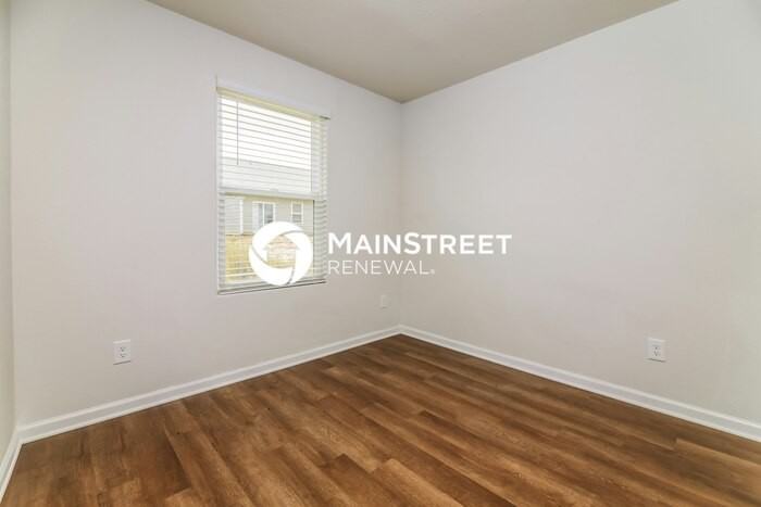 336 Gourd St - Photo 7 of 18