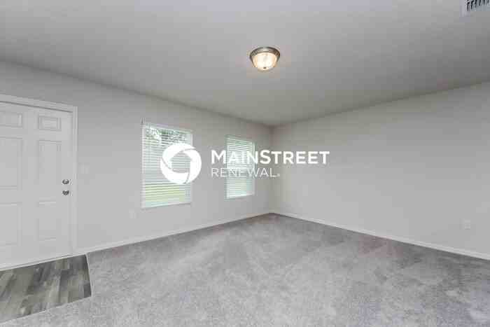 208 Gladiola Ct - Photo 5 of 16