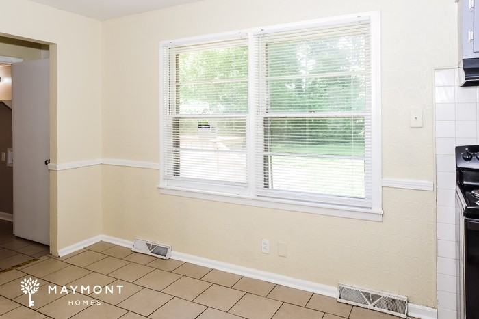 4610 Rutledge Dr Nw - Photo 6 of 15