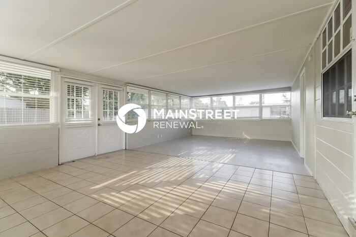 1010 Sierra Lane - Photo 7 of 16