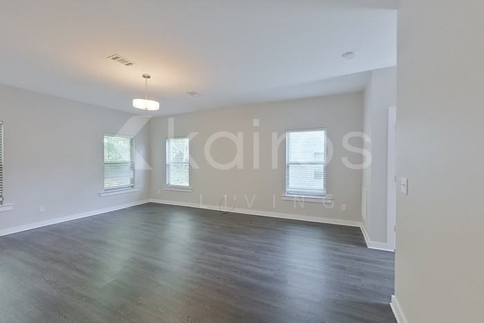 11413 Crimson Ridge Rd - Photo 7 of 22