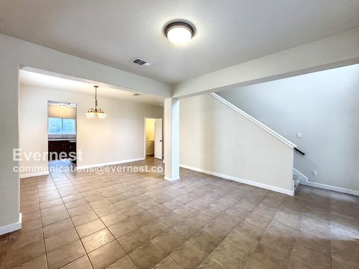 3502 Cheyenne St - Photo 6 of 19