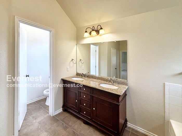 3502 Cheyenne St - Photo 7 of 19