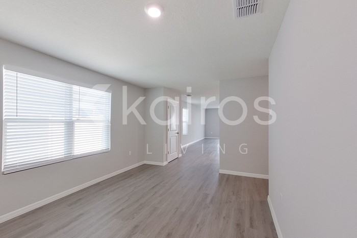 8731 Sw 44th Ct - Photo 5 of 25