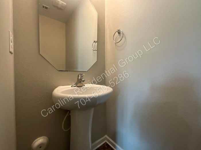 3817 Hope Marian St - Photo 6 of 21