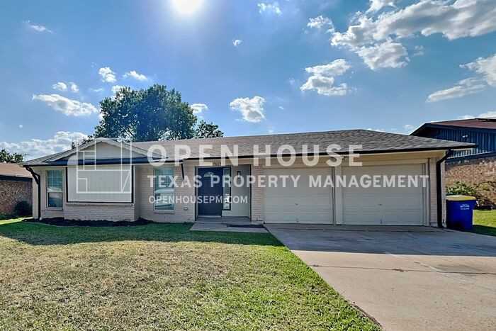 7609 Clover Ln - Photo 2 of 21