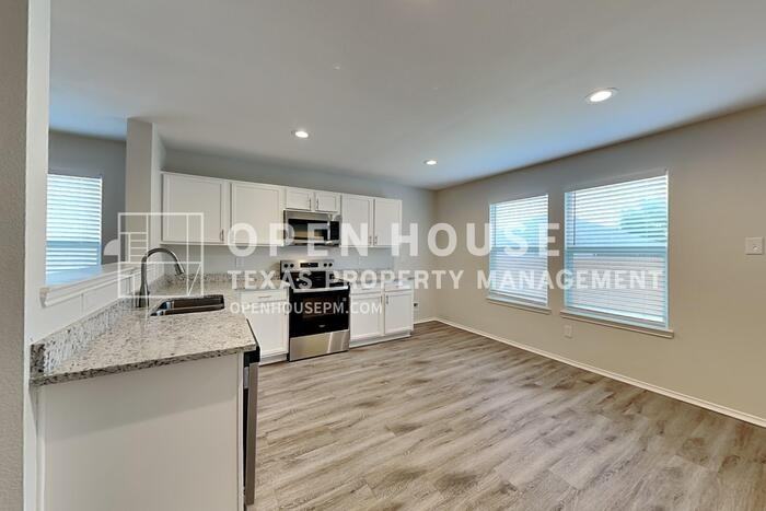 12700 Harvest Grove Dr - Photo 7 of 20