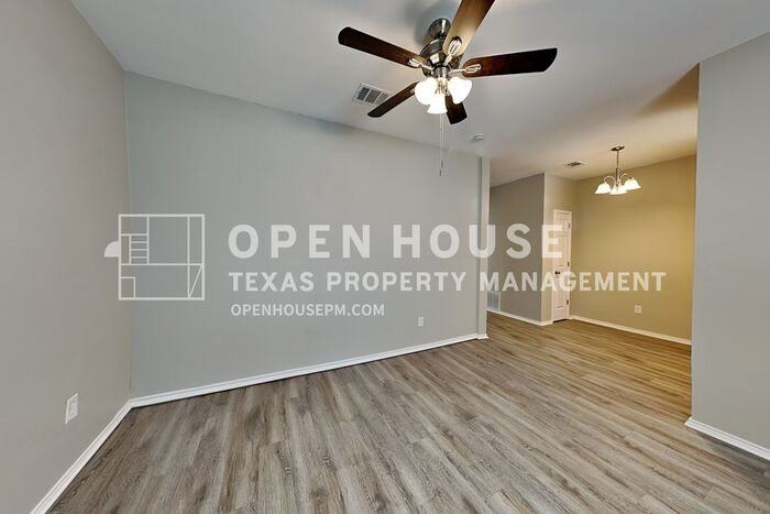 1056 Pullman Dr - Photo 7 of 30