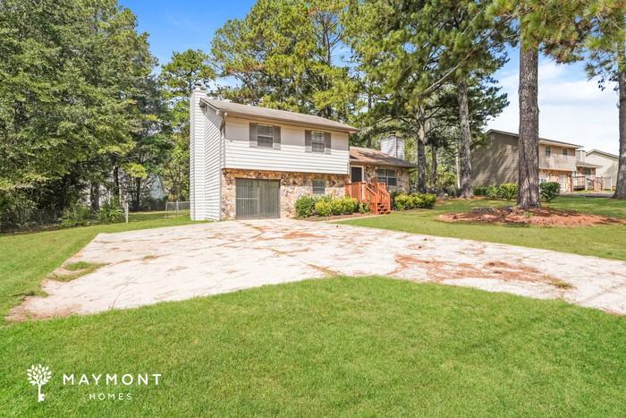 4379 Rex Rd - Photo 6 of 14