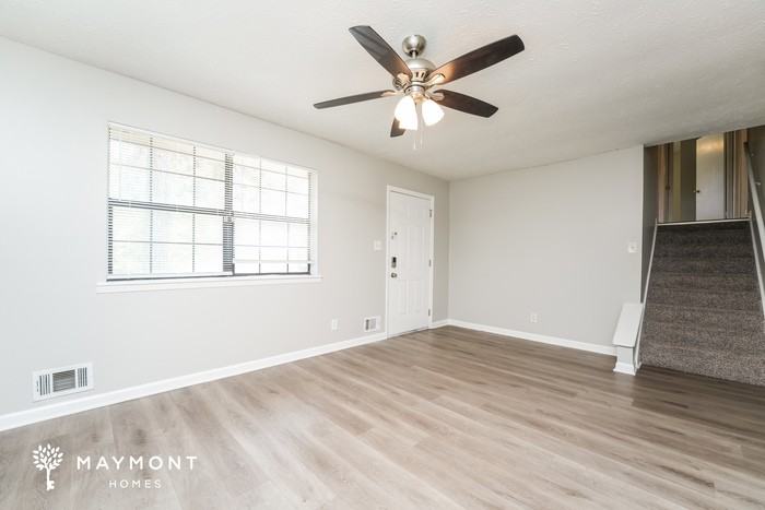 4379 Rex Rd - Photo 7 of 14